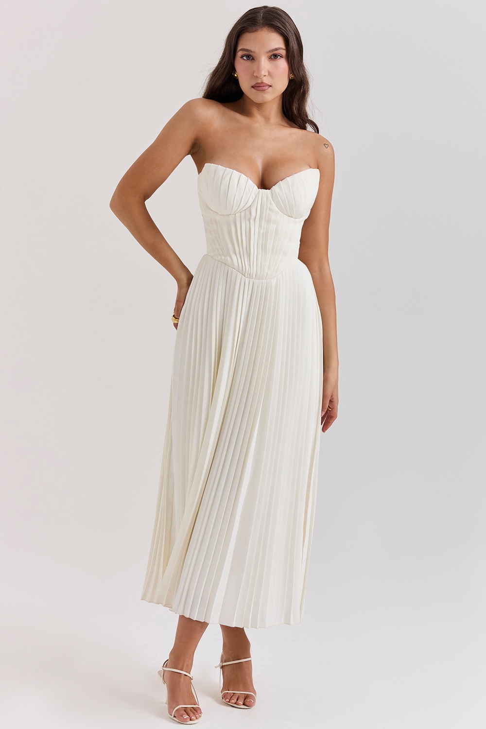 Amorata  Ivory Pleated Maxi Dress — image 6