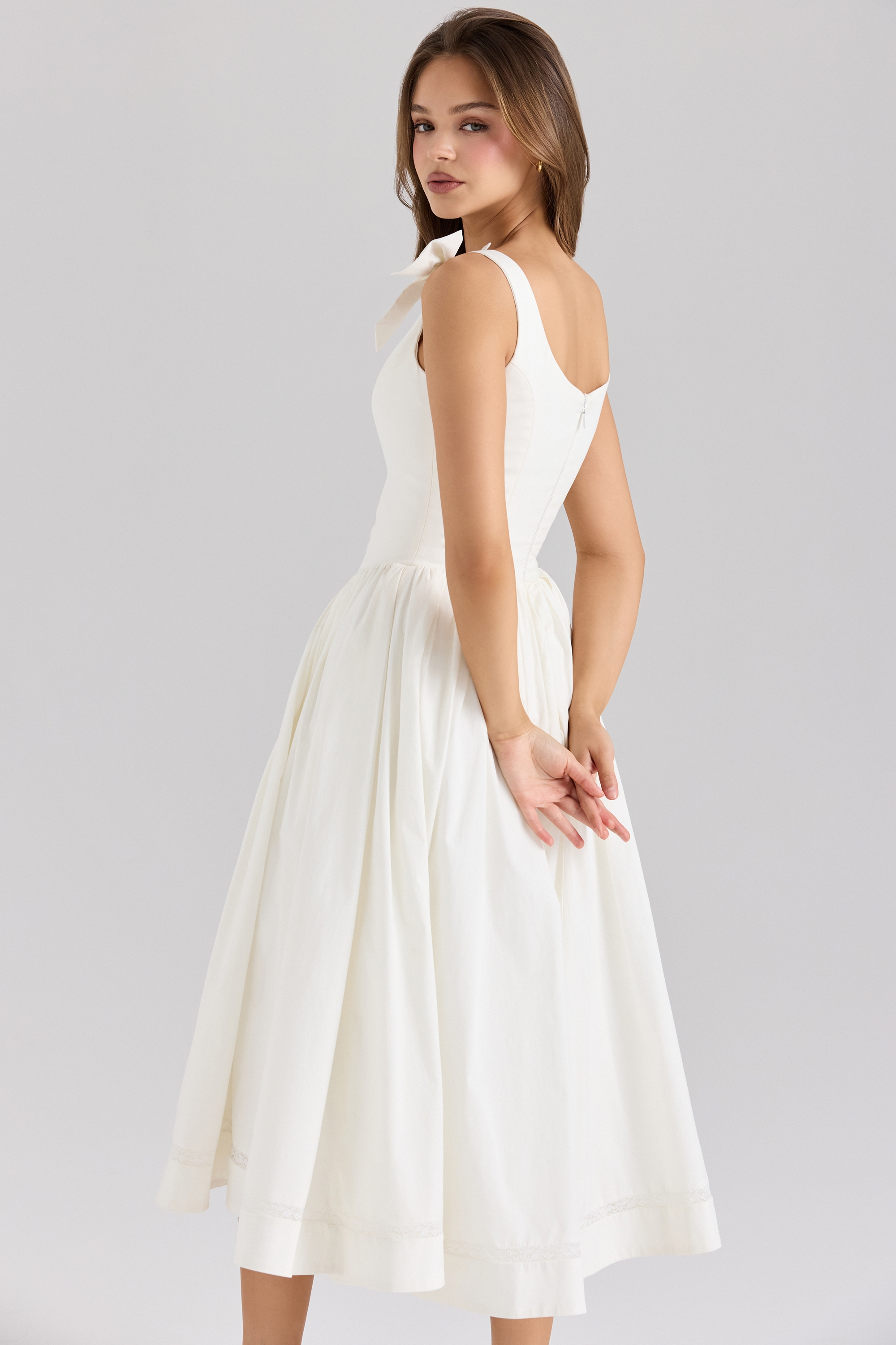 Lillia  White Stretch Cotton Bow Midi Dress — image 6
