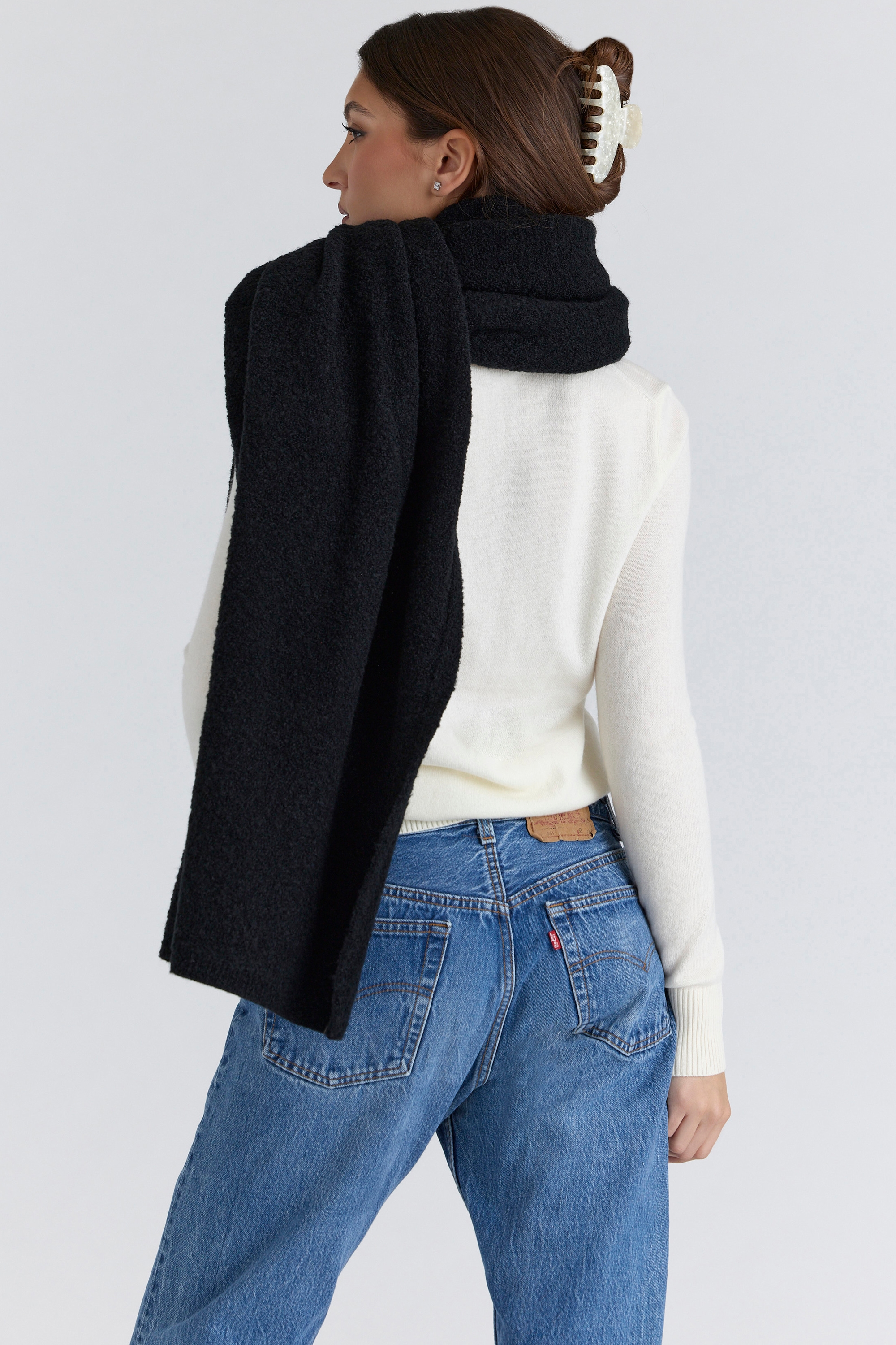 Nara  Black Wool Oversized Textured Scarf — image 2