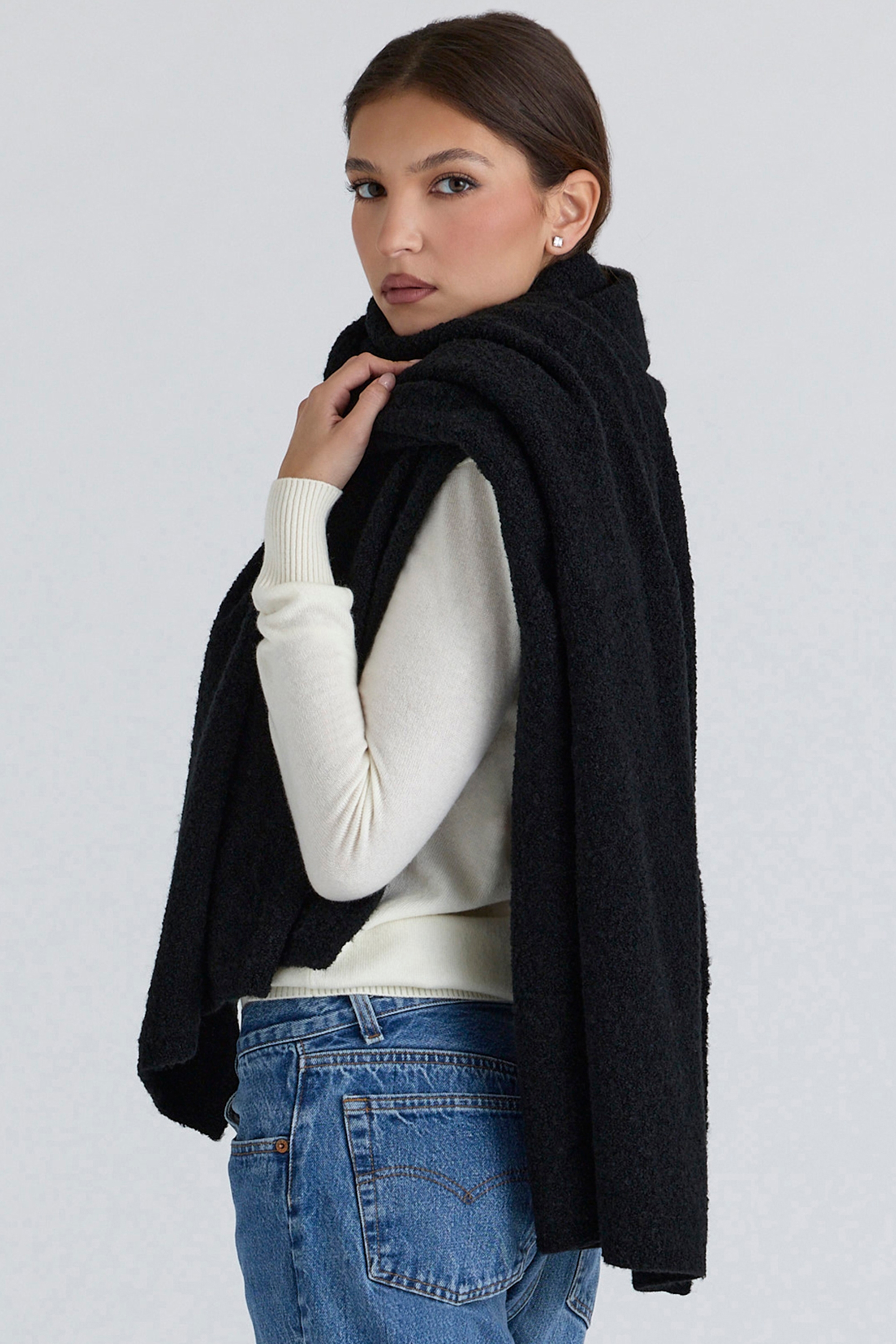 Nara  Black Wool Oversized Textured Scarf — image 6