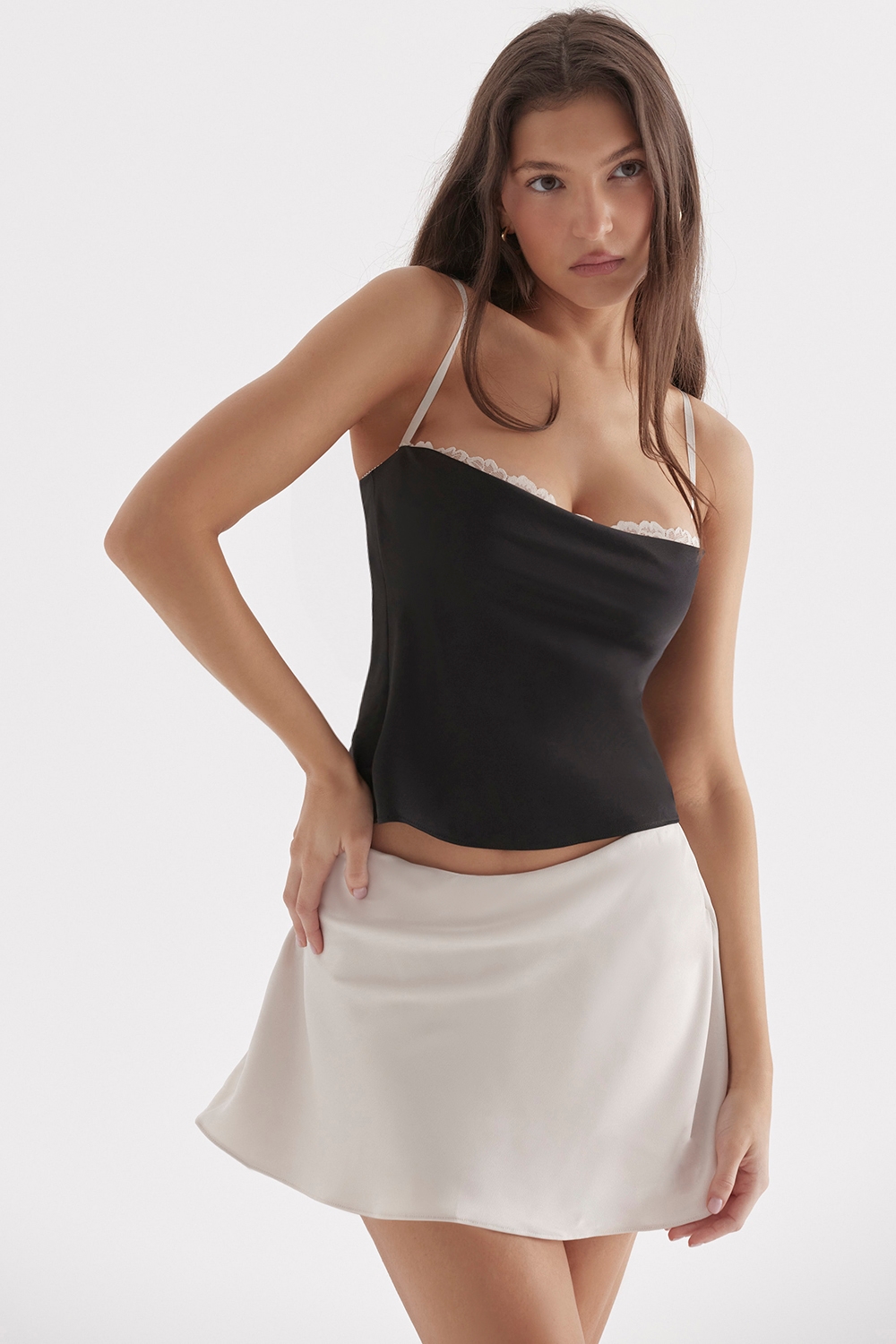 Eli  Black & Off White Underwired Top — image 5